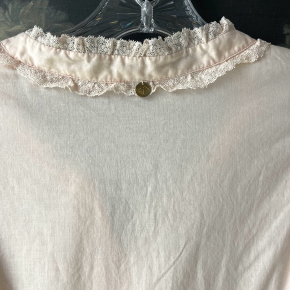 Antik Batik - Picture 3 of 9